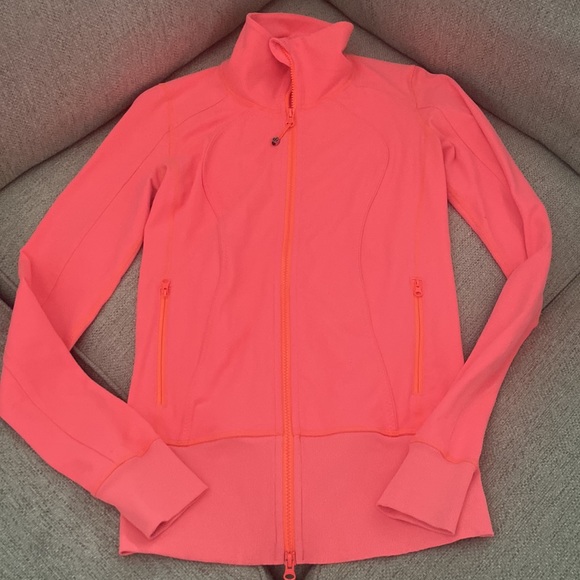 🔥🔥TWO FOR ONE!!!! LULULEMON jackets. In great shape. - Picture 4 of 5